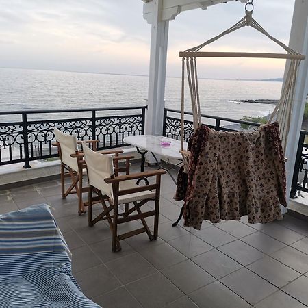 Апартаменти Stratos Sunset House Koutsouras Екстер'єр фото